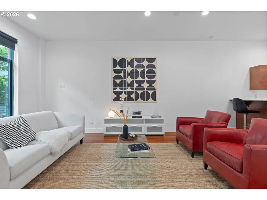 1728 NW Riverscape St, Portland, OR 97209 - #3