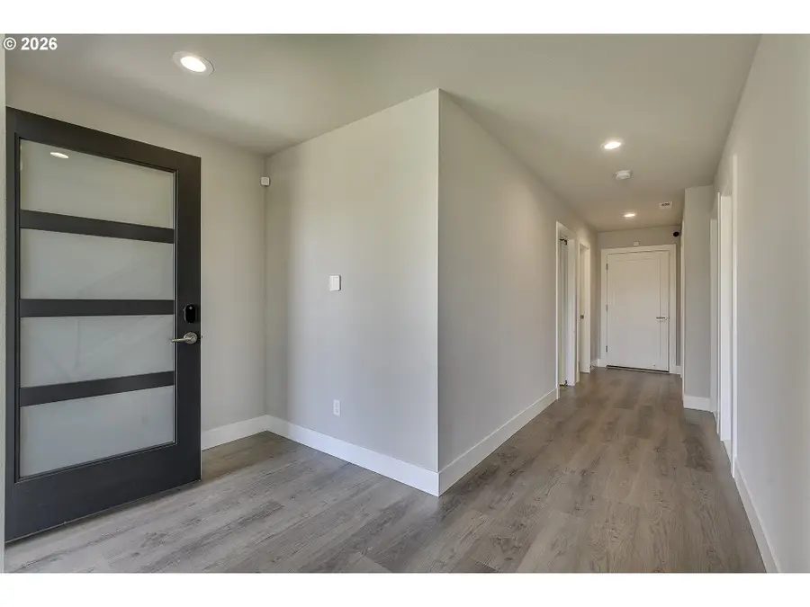 4179 SE 68th Ave, Hillsboro, OR 97123 - #3