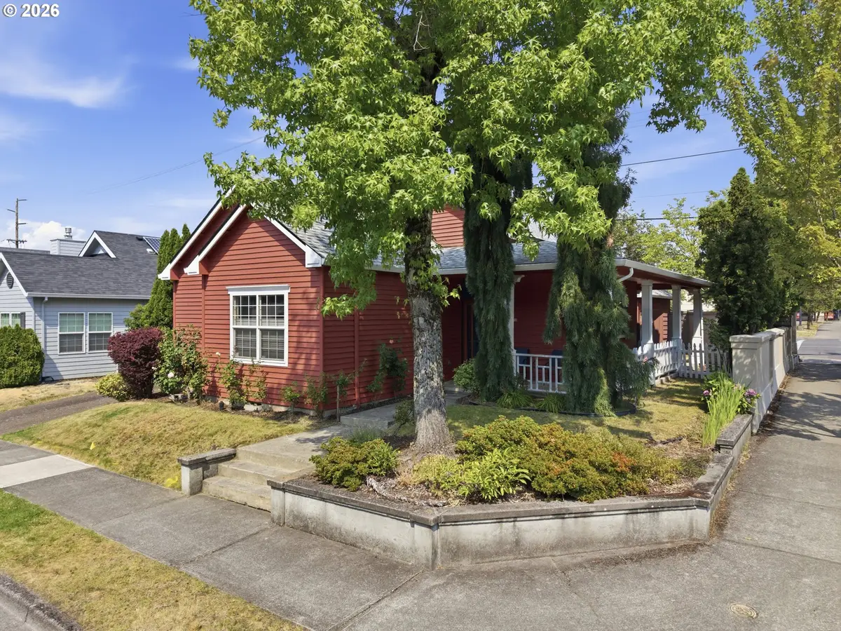 1012 NE Multnomah Dr, Fairview, OR 97024 - #1