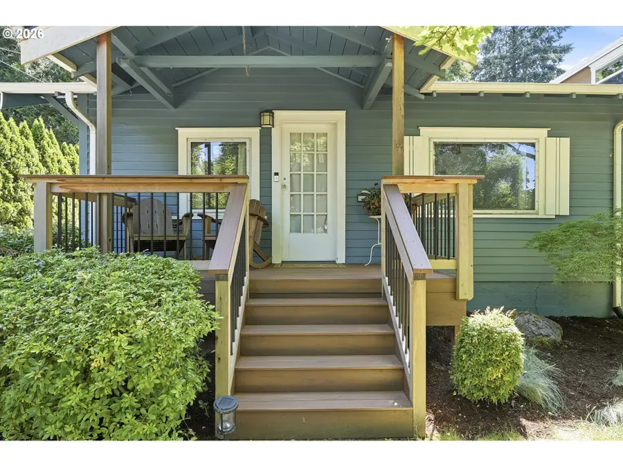 7464 SW 53rd Ave, Portland, OR 97219 - #2