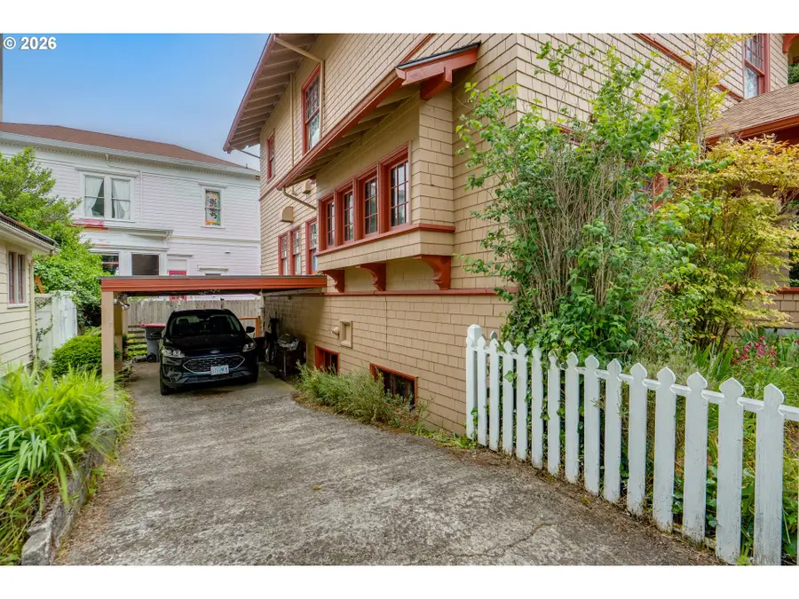 1528 Irving Ave, Astoria, OR 97103 - #2