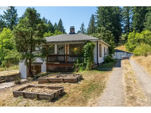 205 N Maple Hill Rd, Kelso, WA 98626