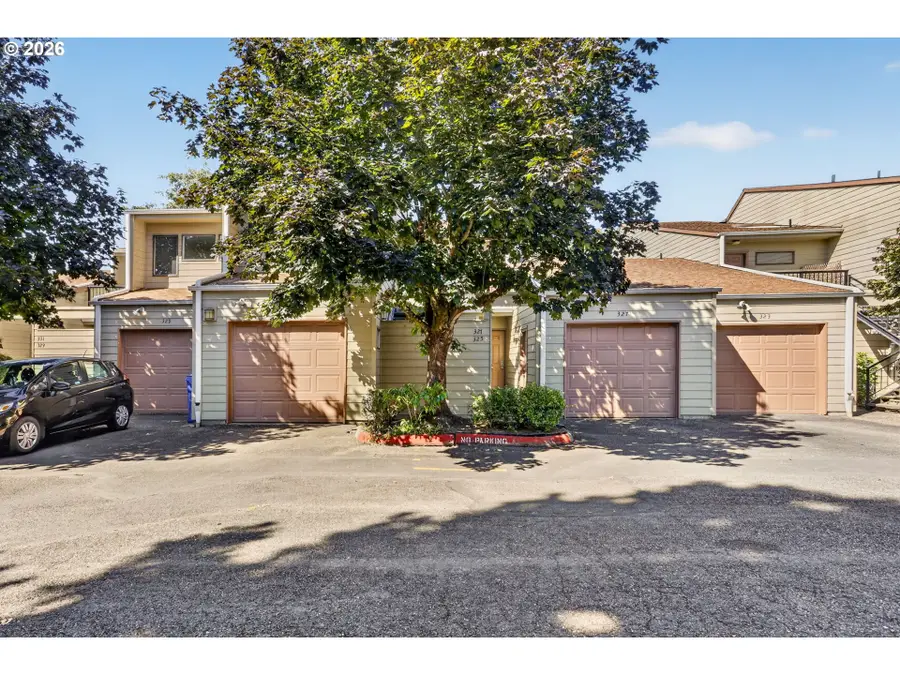 325 SE 146th Ave, Portland, OR 97233 - #2