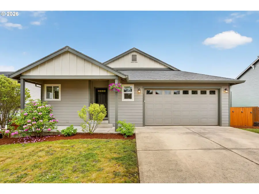 39730 Wall St, Sandy, OR 97055 - #2