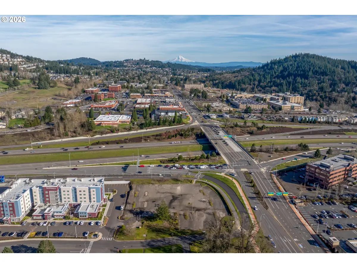 9155 SE Sunnyside Rd, Clackamas, OR 97015 - #1
