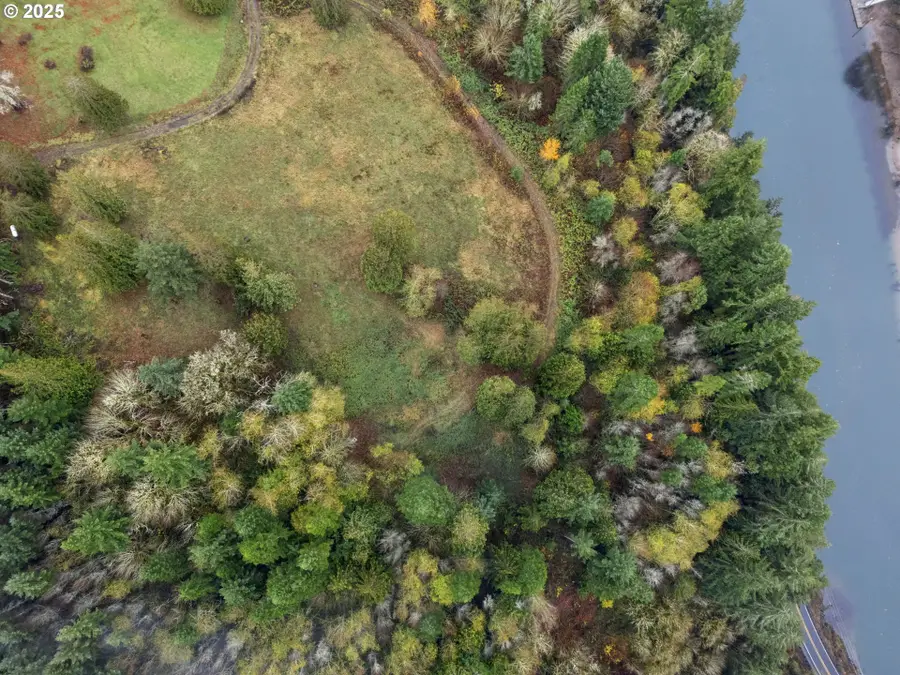 205 Newt Estates Rd, Longview, WA 98632 - Image #2