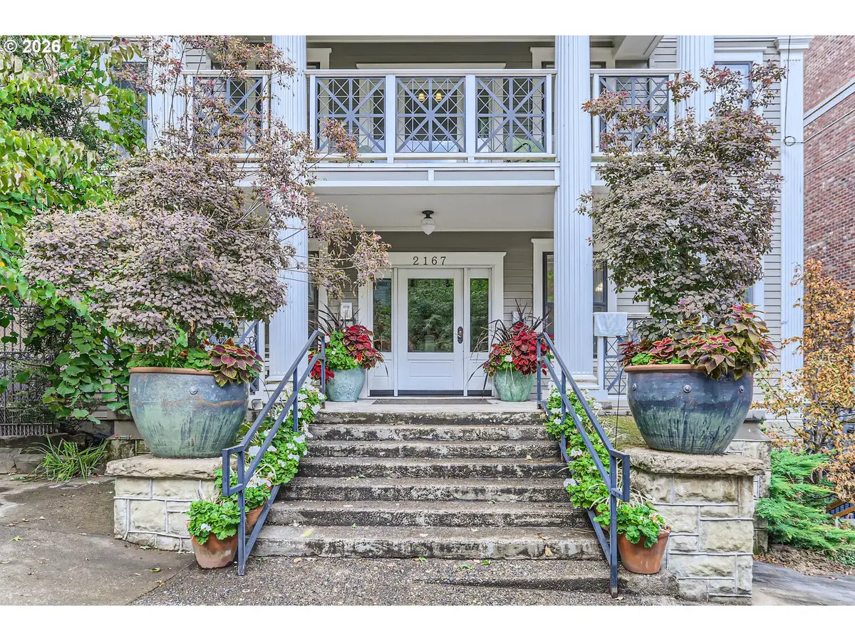 2167 SW Yamhill St, Portland, OR 97035 - #1
