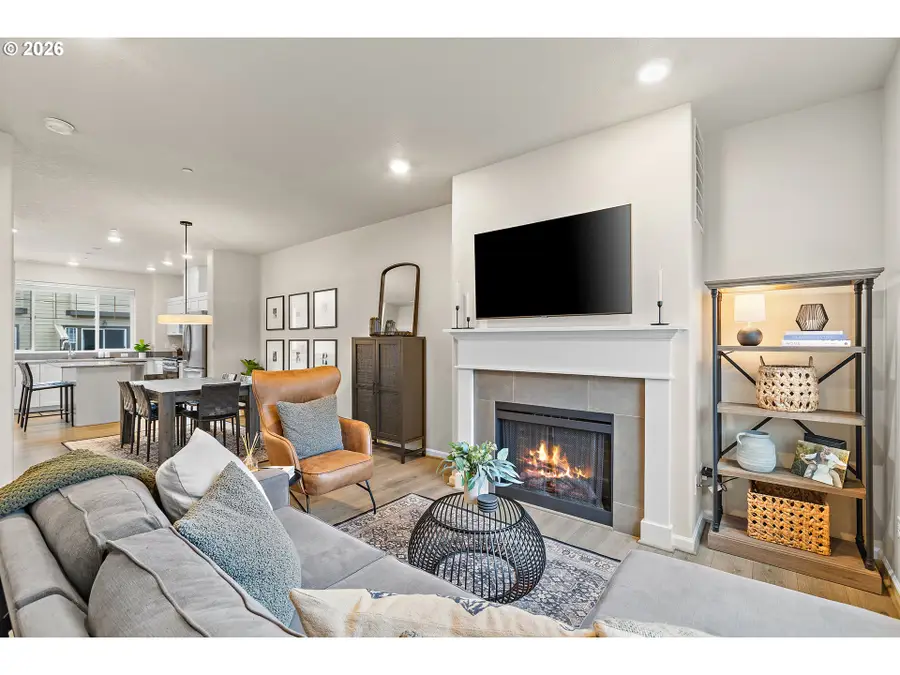 7391 NW Eleanor Ave, Portland, OR 97229 - #3