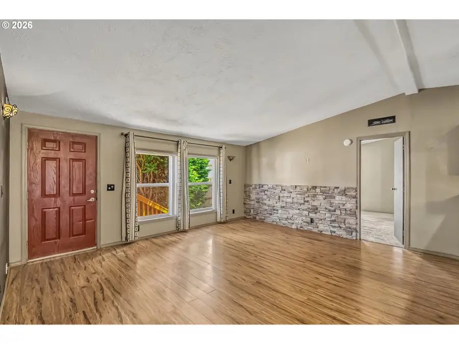 1949 SE Palmquist Rd #5, Gresham, OR 97080 - #2