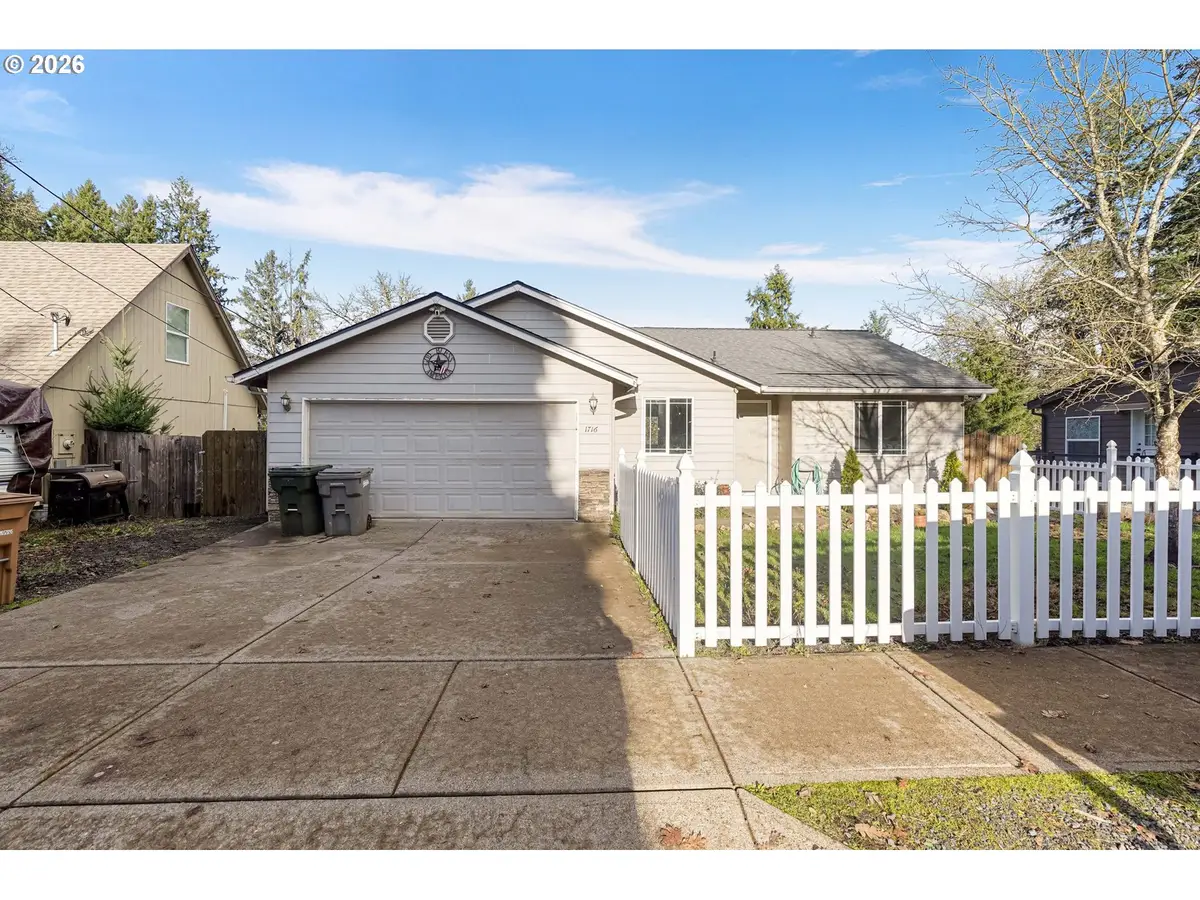 1716 Fir St, Sweet Home, OR 97386 - Image #1
