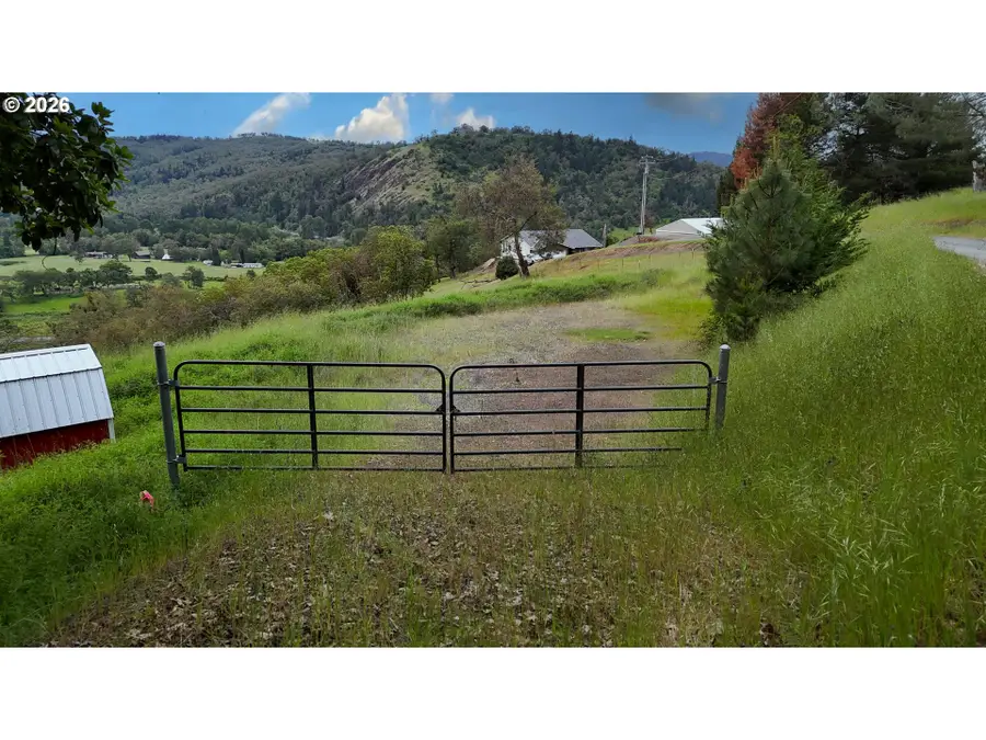 540 Horizon Ln, Myrtle Creek, OR 97457 - #2