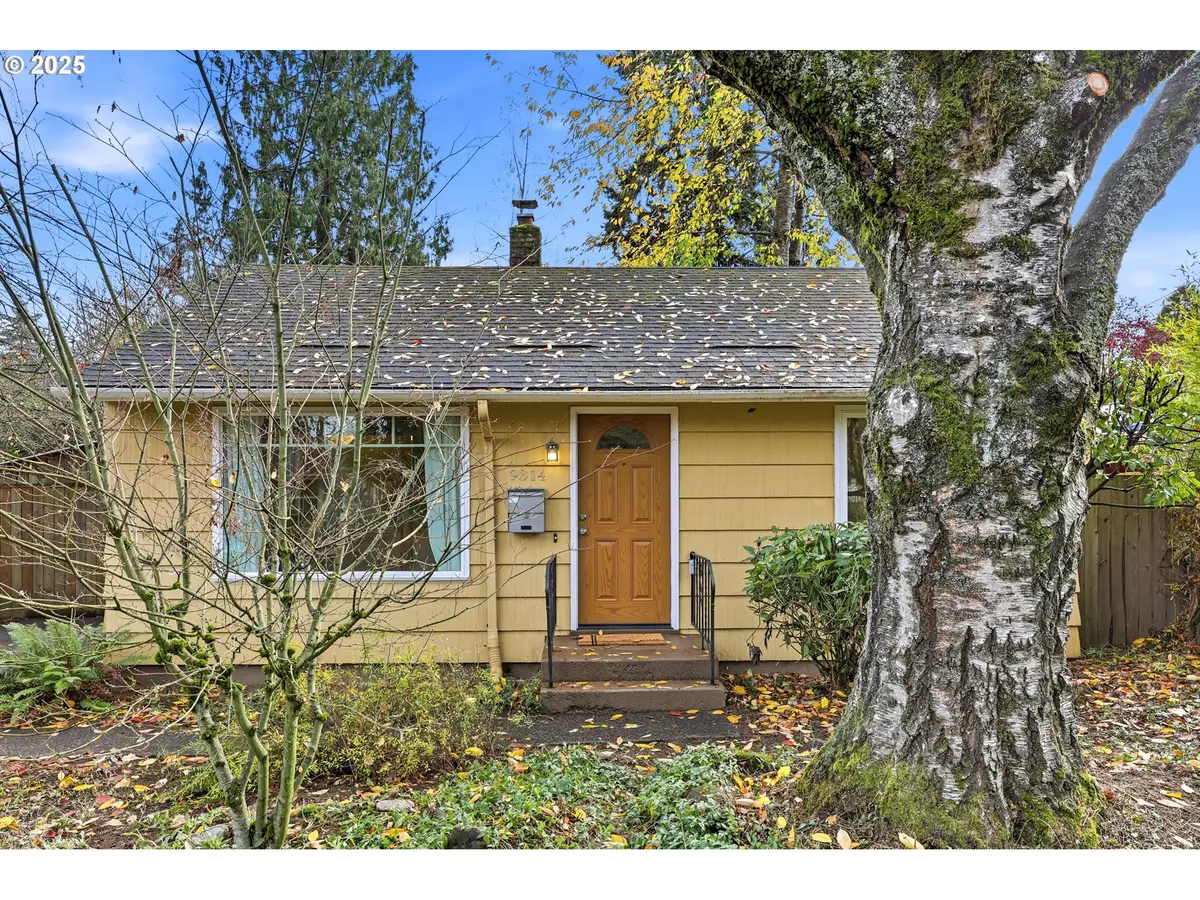 9314 N Tioga Ave, Portland, OR 97203 - Image #1