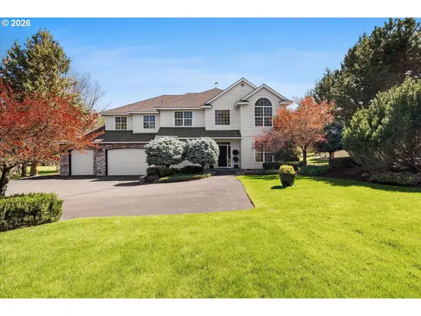 2300 Condor Dr, Redmond, OR 97756