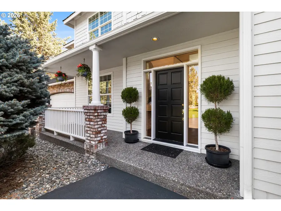2300 Condor Dr, Redmond, OR 97756 - #2