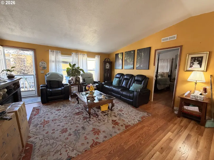 212 NW Bree Dr, Winston, OR 97496 - #2