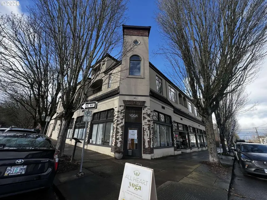 2611 NW Upshur St #207, Portland, OR 97210 - #2