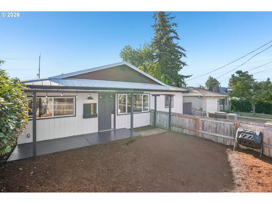 1019 Linn Ave, Oregon City, OR 97045 - #3