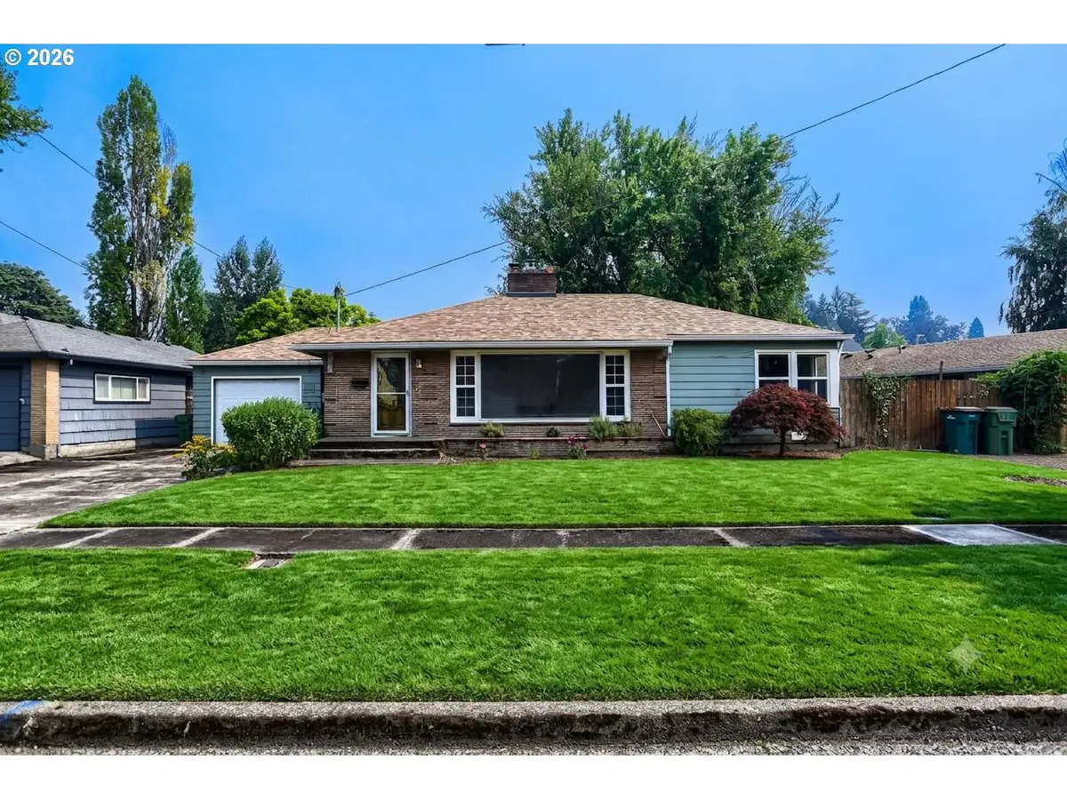 640 N Morton St, Newberg, OR 97132 - #1