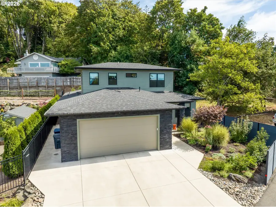 1179 Hyde Park Pl, Eugene, OR 97401 - #2