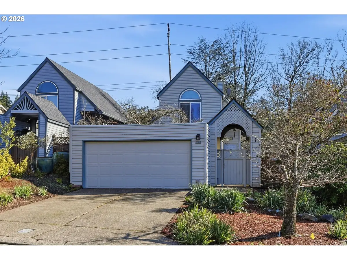 111 Kingsgate Rd, Lake Oswego, OR 97035 - #1