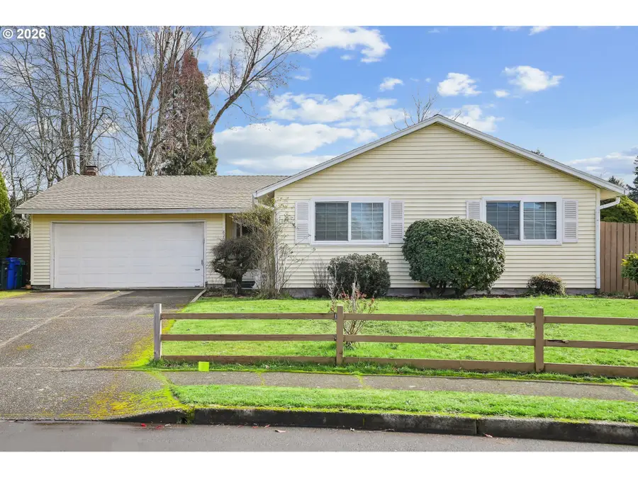 820 NE Cochran Ave, Gresham, OR 97030 - #2