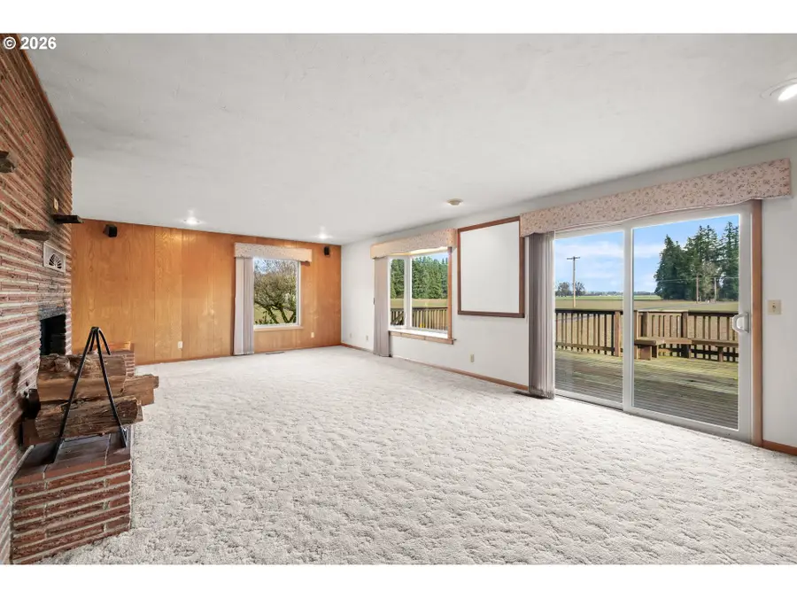 6884 S Hansen Ln, Aurora, OR 97002 - #3