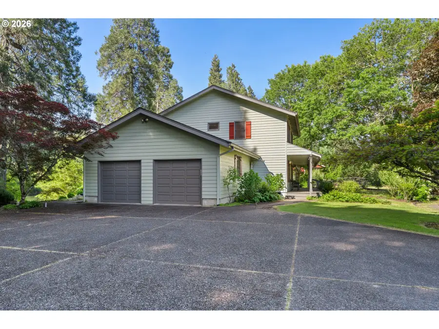 42086 Holden Creek Ln, Springfield, OR 97478 - #3
