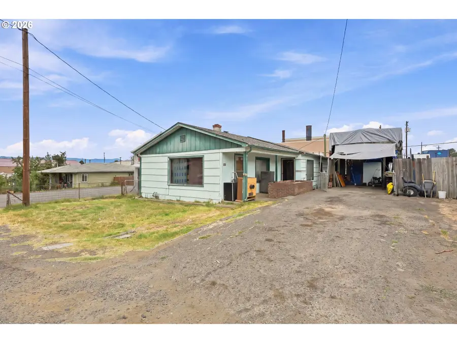 664 NE Neuner Dr, Roseburg, OR 97470 - #2