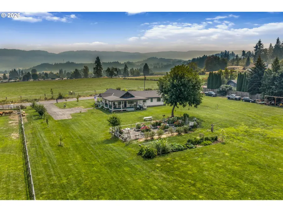 3386 Wyeast Rd, Hoodriver, OR 97031 - #3