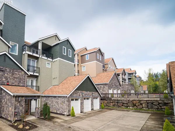 11703 SE Crested Eagle Ln, HappyValley, OR 97086