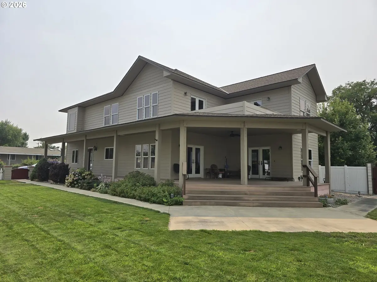 445 NE Seventh St, Irrigon, OR 97844 - #1