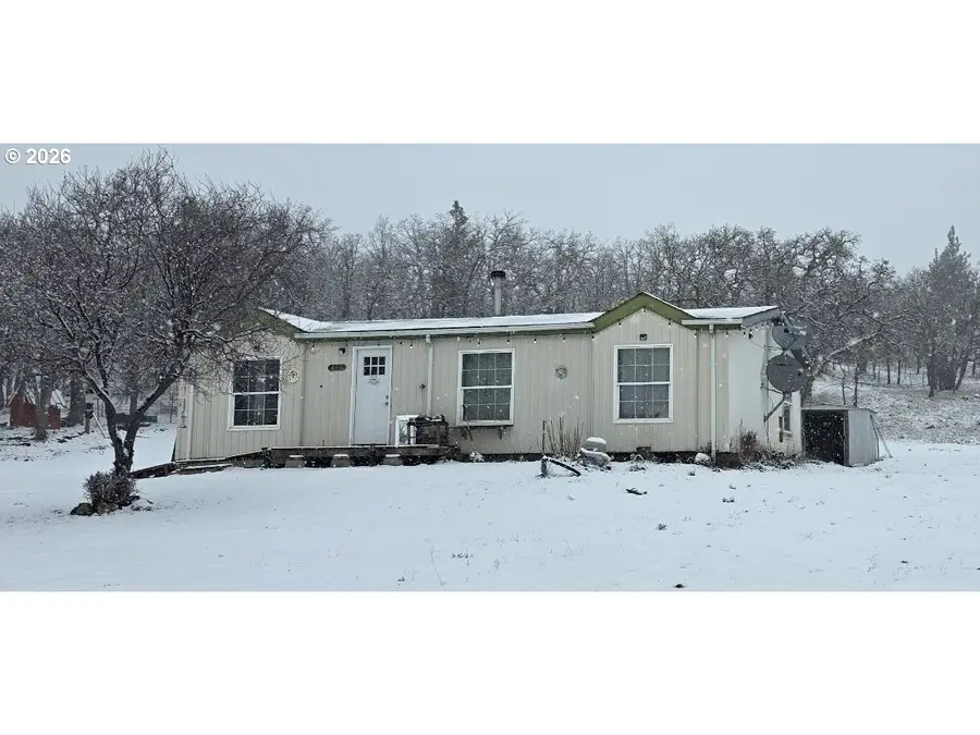 385 Woodland Rd, Goldendale, WA 98620 - #2