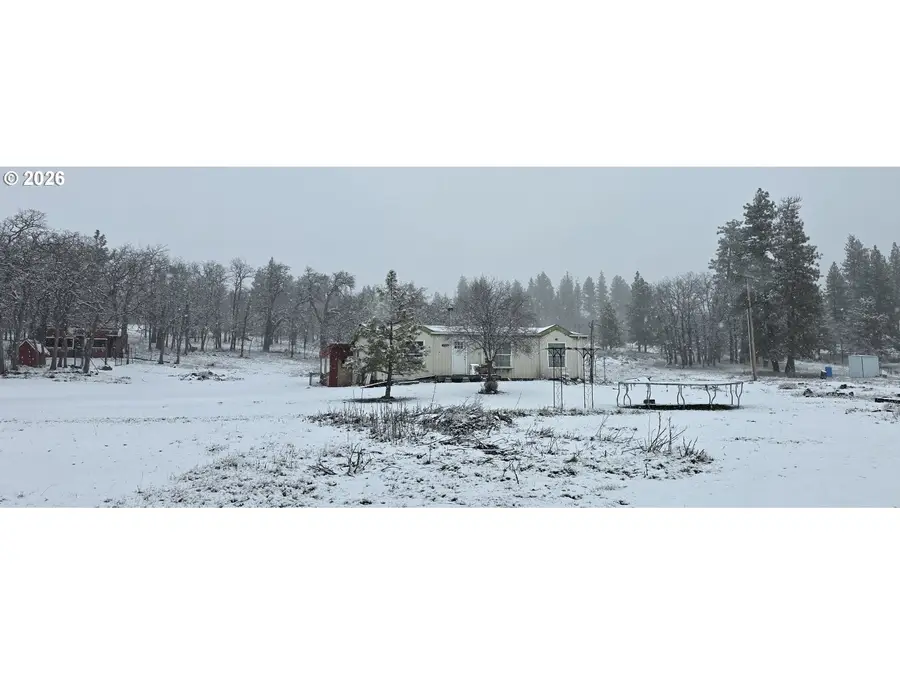 385 Woodland Rd, Goldendale, WA 98620 - #3