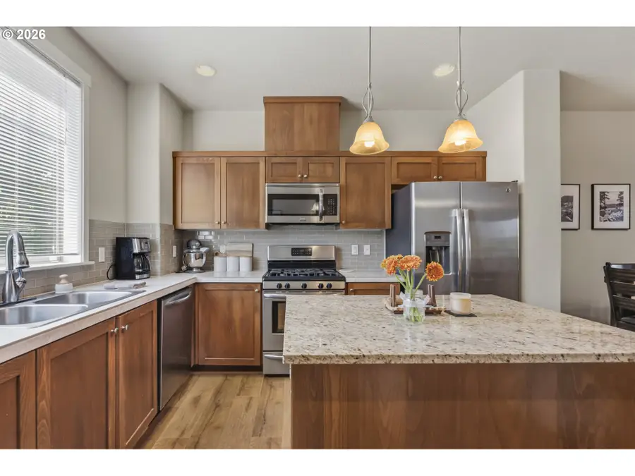 28526 SW Paris Ave, Wilsonville, OR 97070 - #3