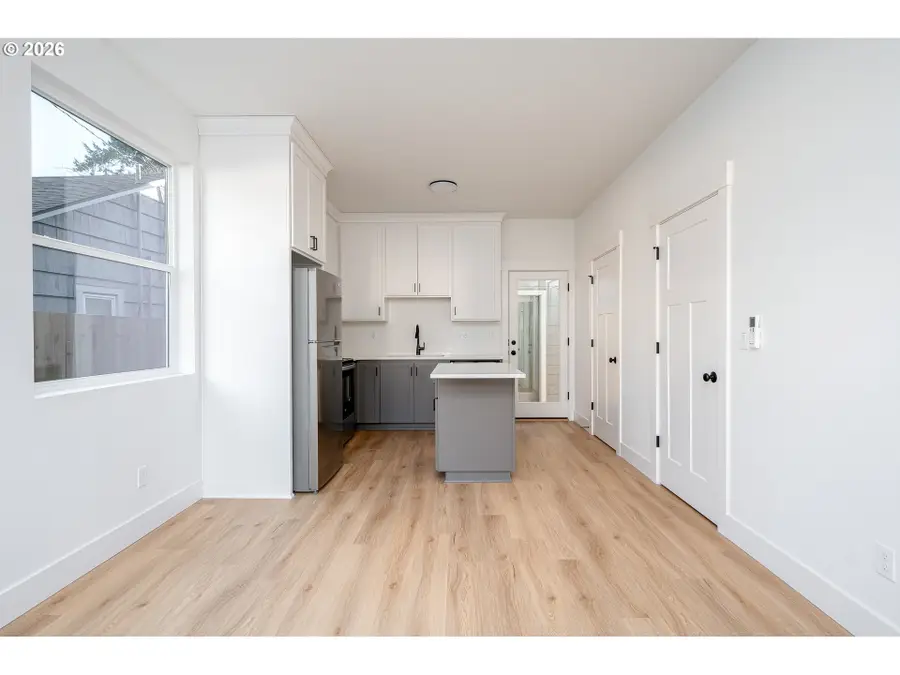 12092 SE Market St, Portland, OR 97216 - #3