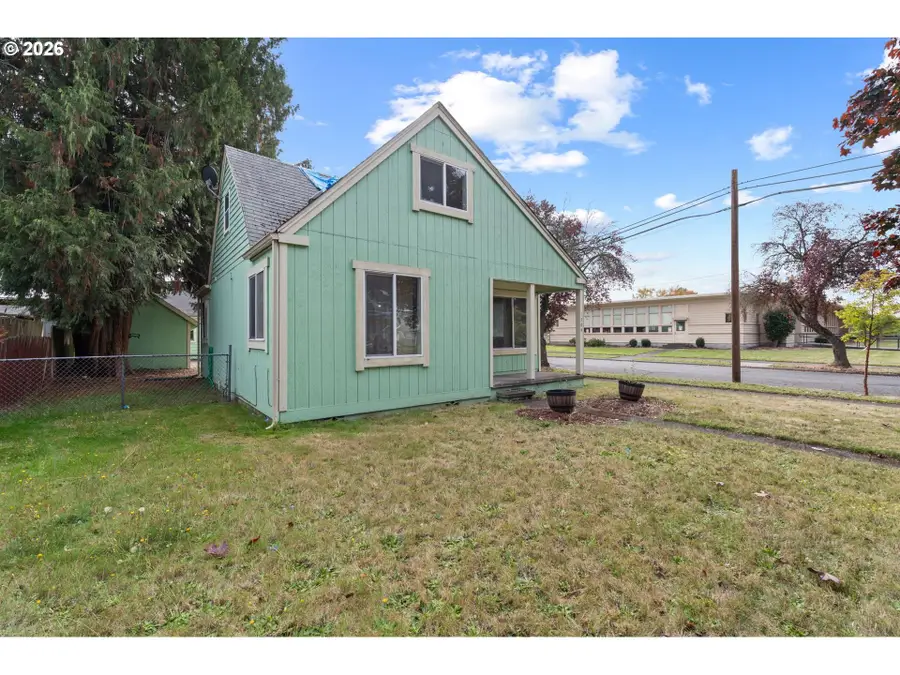 1504 8th Ave, Longview, WA 98632 - #3