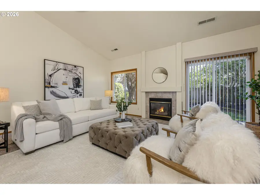 438 SE 71st Pl, Hillsboro, OR 97123 - #3