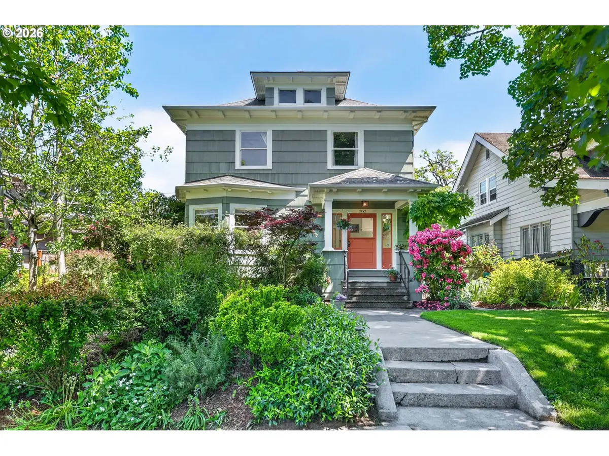5742 N Commercial Ave, Portland, OR 97217 - #1