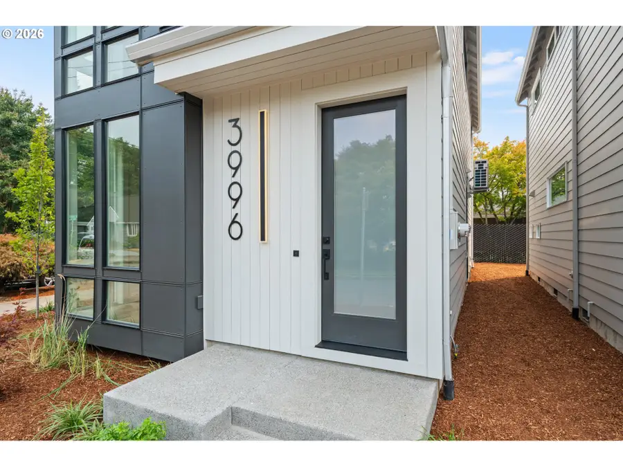 3996 NE 35th Ave, Portland, OR 97212 - #2