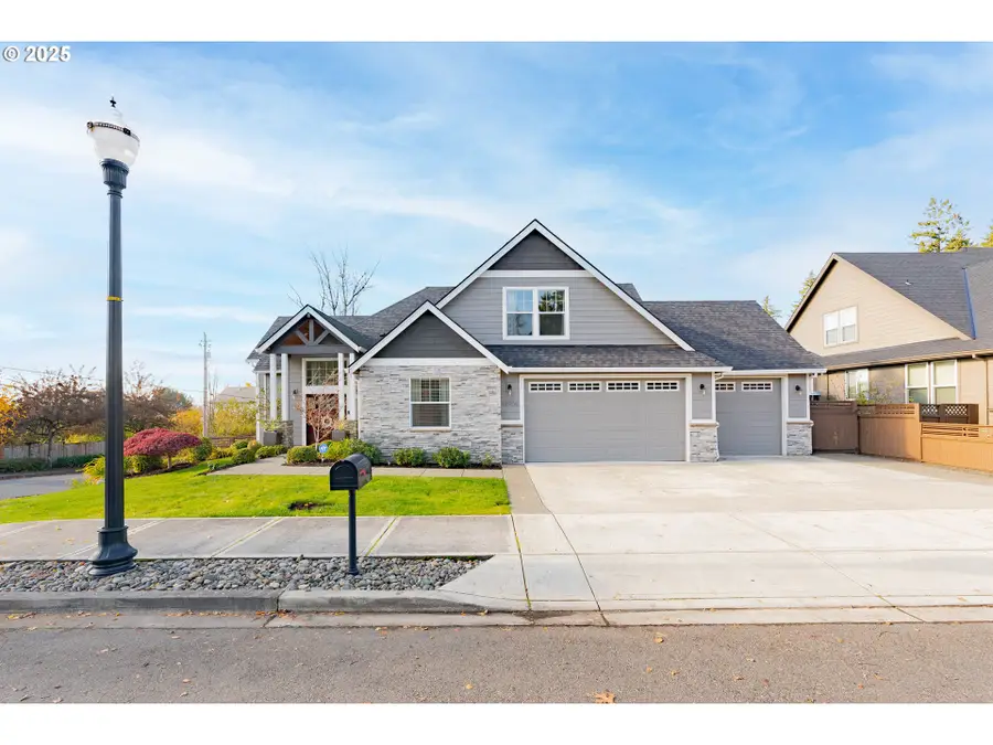 15906 NE 22nd Ave, Ridgefield, WA 98642 - Image #2
