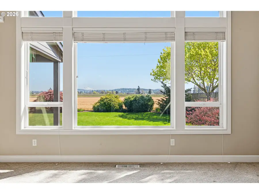 1574 S Redwood St, Canby, OR 97013 - #3
