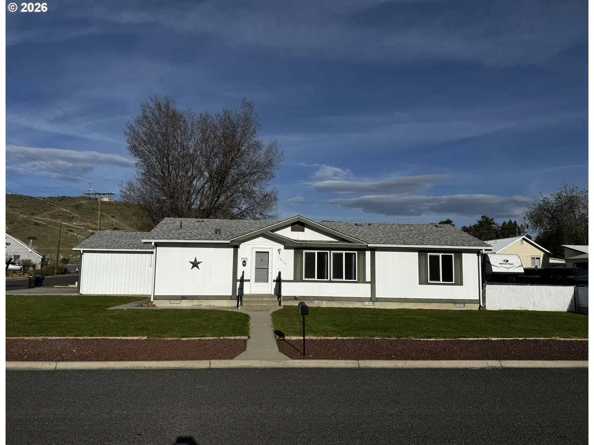 1070 Grove St, Baker City, OR 97814 - #1