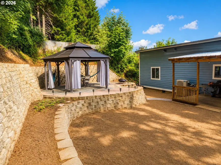 156 Pine Street, Falls City, OR 97344 - #3