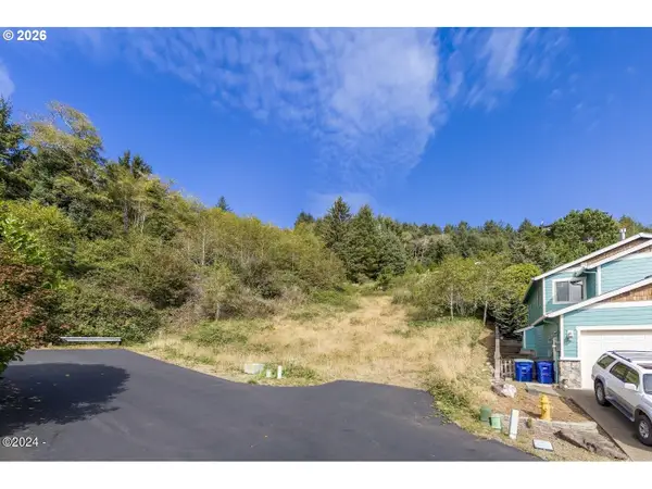 8900 Harbor View Pl, DepoeBay, OR 97341