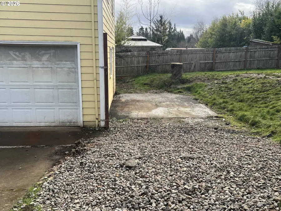 210 Hoyt St, Salem, OR 97302 - #2