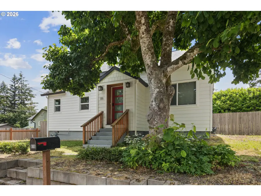 816 Buchanan St, Oregon City, OR 97045 - #2