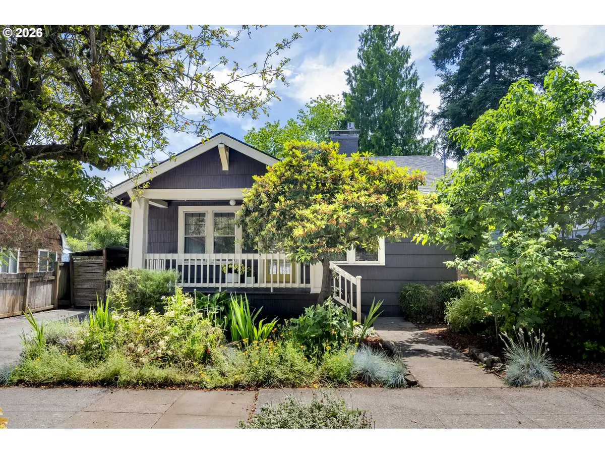 1912 SE Pine St, Portland, OR 97214 - #1