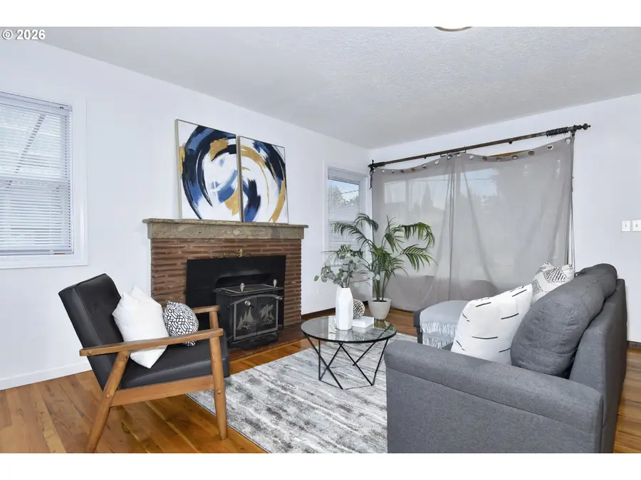 8411 SE Brooklyn St, Portland, OR 97266 - Image #2