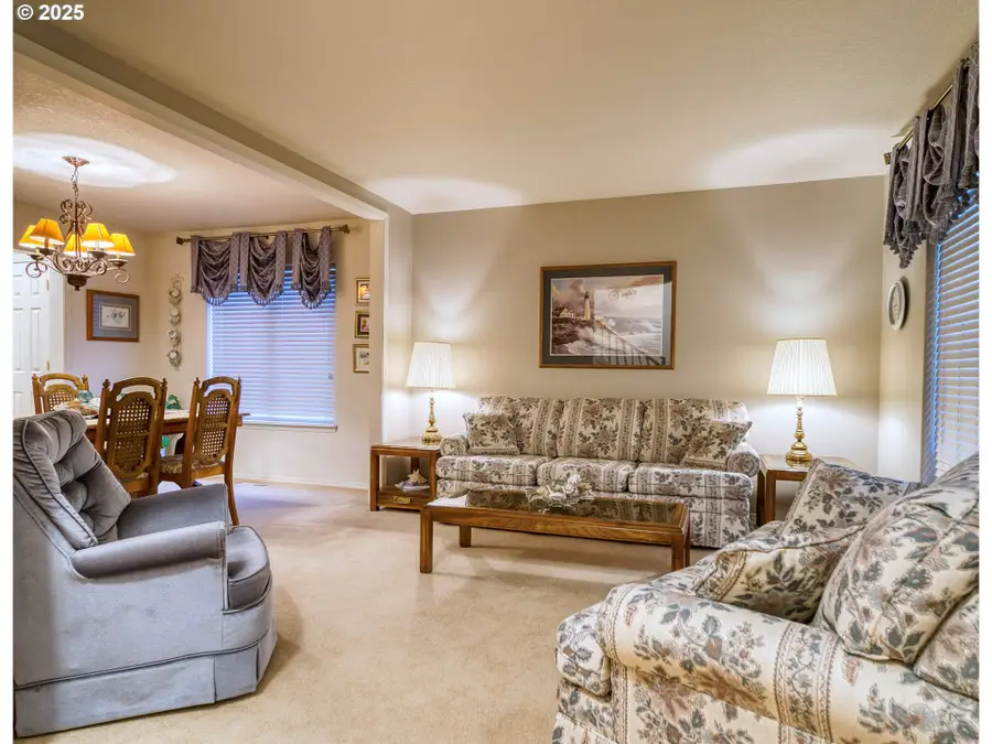 34583 Glacier Ave, Saint Helens, OR 97051 - Image #3