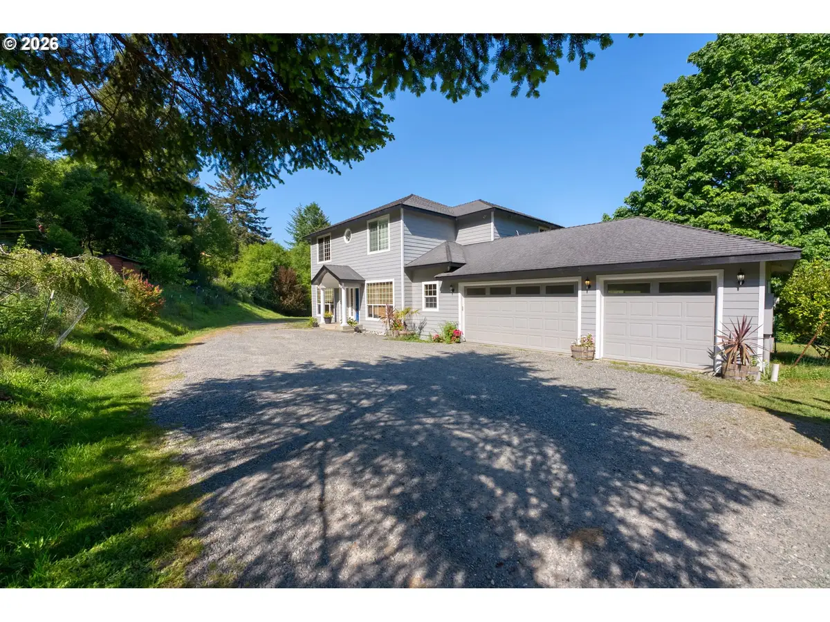 16711 Thompson Rd, Brookings, OR 97415 - #1